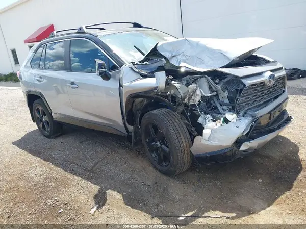 2T3EWRFV4LW060682 2020 TOYOTA RAV 4 - Image 1
