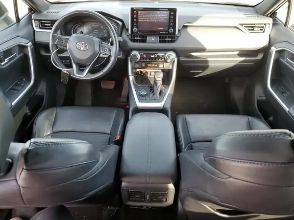 2T3EWRFV6KW040335 2019 TOYOTA RAV 4 - Image 8
