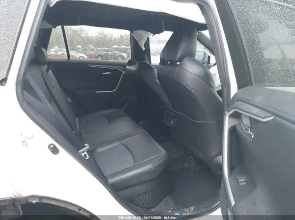 2T3EWRFV7KW033054 2019 TOYOTA RAV 4 - Image 8