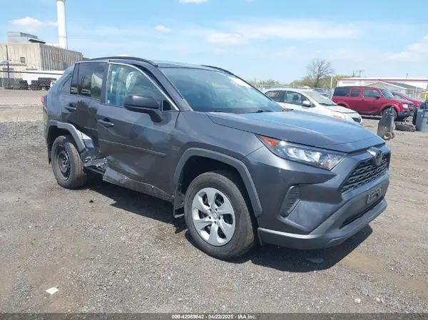 2T3F1RFV0KC057197 2019 TOYOTA RAV 4 - Image 1