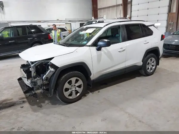 2T3F1RFV0KC060052 2019 TOYOTA RAV 4 - Image 2