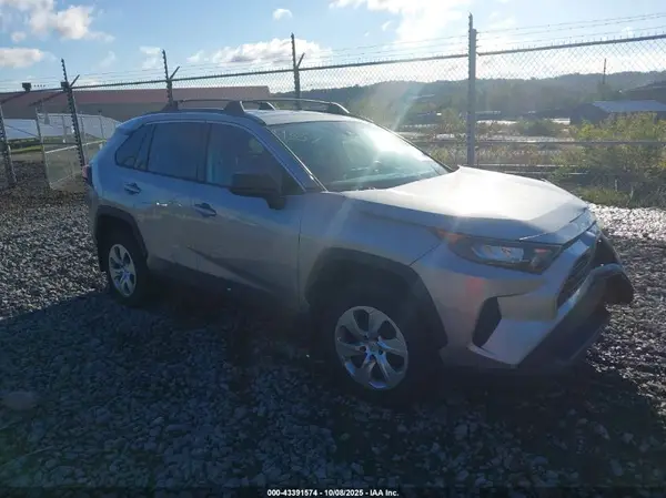 2T3F1RFV0KW069557 2019 TOYOTA RAV 4 - Image 1