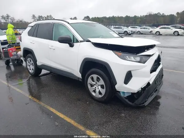 2T3F1RFV0LW096081 2020 TOYOTA RAV 4 - Image 1