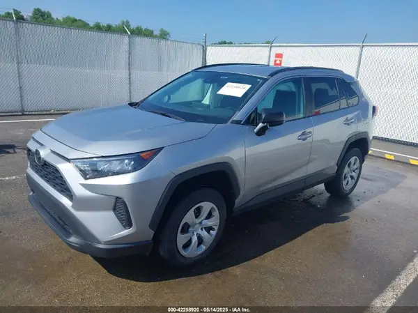 2T3F1RFV0MC142978 2021 TOYOTA RAV 4 - Image 2