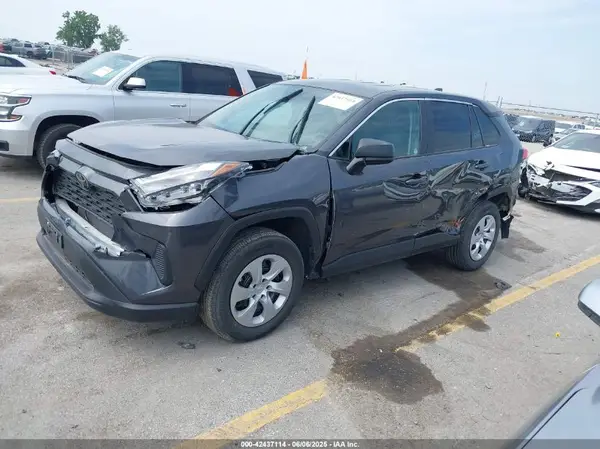 2T3F1RFV0RW448651 2024 TOYOTA RAV 4 - Image 2