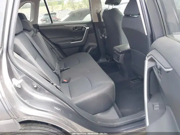 2T3F1RFV0RW448651 2024 TOYOTA RAV 4 - Image 8