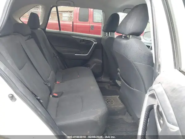 2T3F1RFV1KC034138 2019 TOYOTA RAV 4 - Image 8