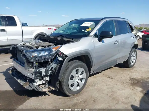 2T3F1RFV1MC249117 2021 TOYOTA RAV 4 - Image 2