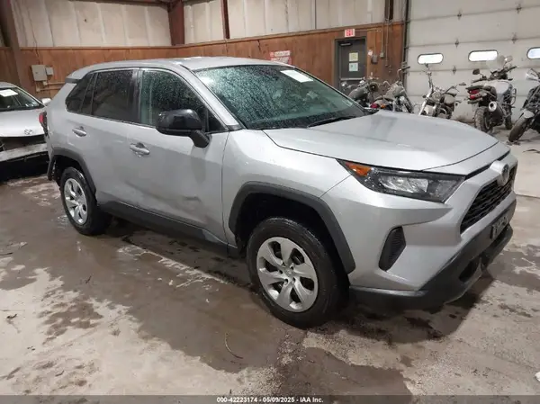 2T3F1RFV1NW314354 2022 TOYOTA RAV 4 - Image 1
