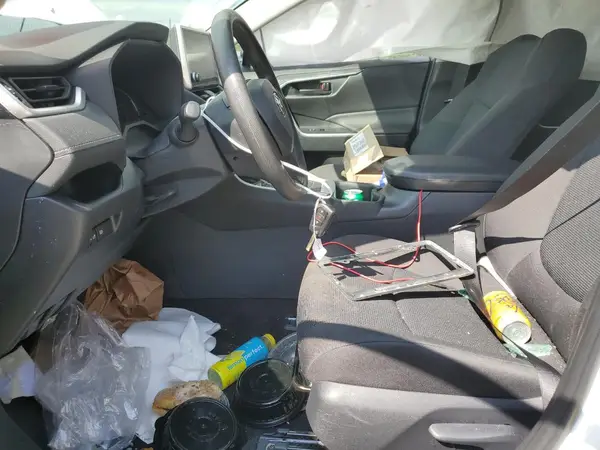 2024 TOYOTA RAV 4 auction photo 7