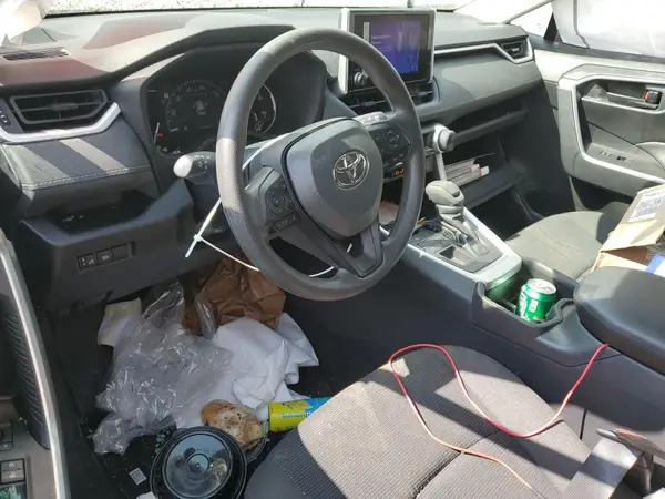 2024 TOYOTA RAV 4 auction photo 8