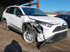 2T3F1RFV2NW297581 2022 TOYOTA RAV 4