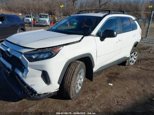2T3F1RFV3KW075045 2019 TOYOTA RAV 4 - Image 2