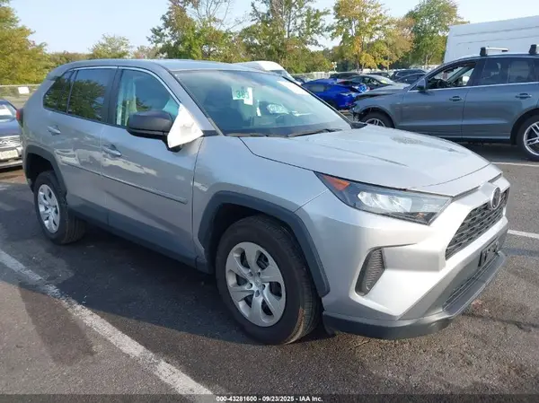 2T3F1RFV3NC264753 2022 TOYOTA RAV 4 - Image 1