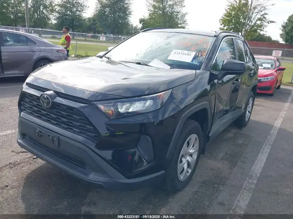 2T3F1RFV4KC032013 2019 TOYOTA RAV 4 - Image 2