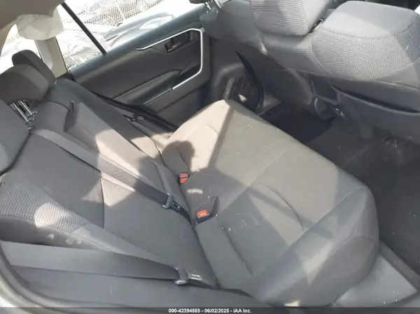 2T3F1RFV4KW057833 2019 TOYOTA RAV 4 - Image 8