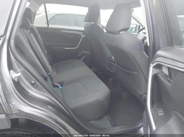 2022 TOYOTA RAV 4 auction photo 8