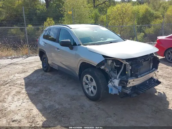 2T3F1RFV5MC236418 2021 TOYOTA RAV 4 - Image 1