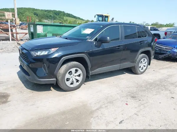 2T3F1RFV5NC293994 2022 TOYOTA RAV 4 - Image 2