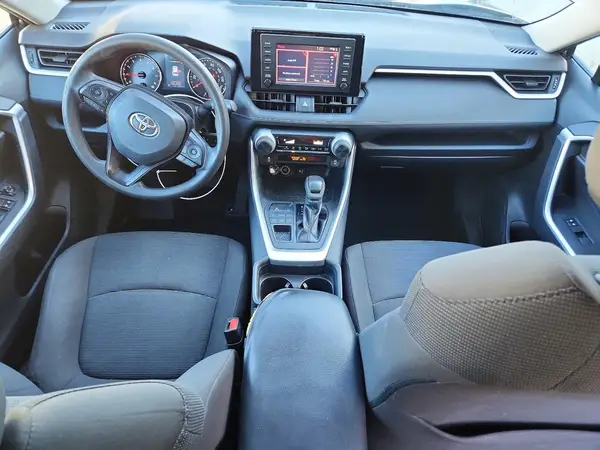2019 TOYOTA RAV 4 auction photo 8