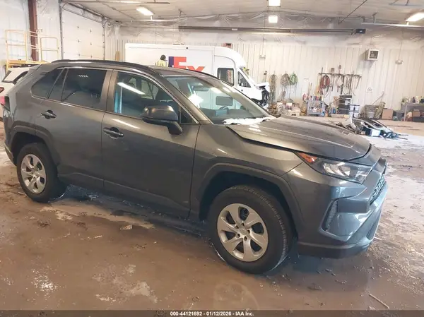 2T3F1RFV6MC172499 2021 TOYOTA RAV 4 - Image 1