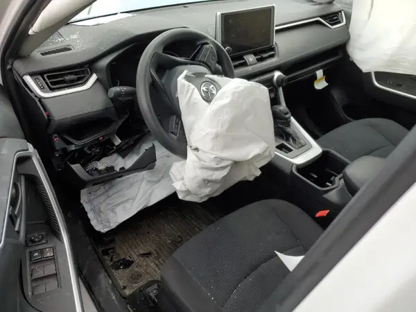 2T3F1RFV6RC470591 2024 TOYOTA RAV 4 - Image 8