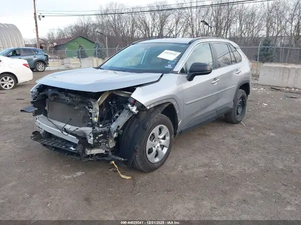 2T3F1RFV7KC054331 2019 TOYOTA RAV 4 - Image 2