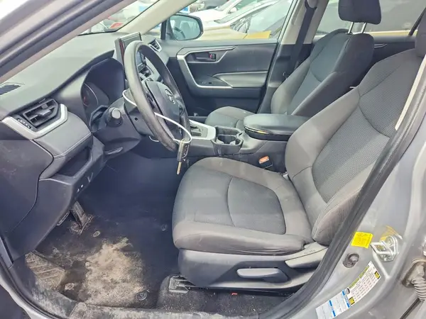 2020 TOYOTA RAV 4 auction photo 7