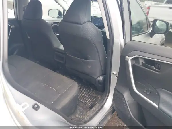 2T3F1RFV7MW203841 2021 TOYOTA RAV 4 - Image 8