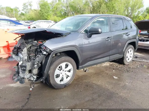 2T3F1RFV7RC421125 2024 TOYOTA RAV 4 - Image 2