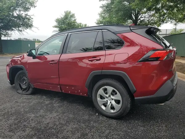 2T3F1RFV8LC072757 2020 TOYOTA RAV 4 - Image 2