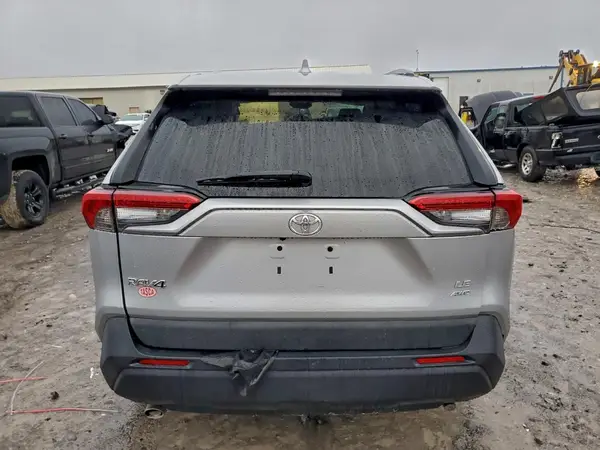2020 TOYOTA RAV 4 auction photo 6