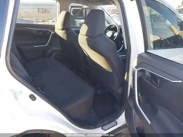 2T3F1RFV8NC277806 2022 TOYOTA RAV 4 - Image 8
