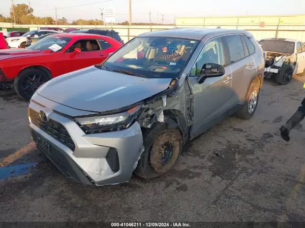 2T3F1RFV8NW263175 2022 TOYOTA RAV 4 - Image 2