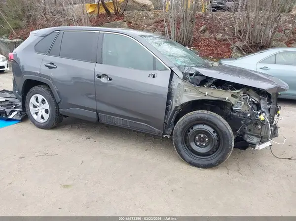 2T3F1RFV8NW302606 2022 TOYOTA RAV 4 - Image 1