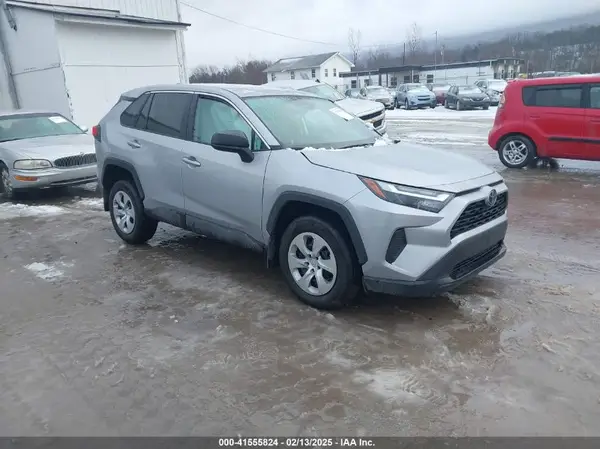 2T3F1RFV8RC465215 2024 TOYOTA RAV 4 - Image 1