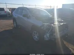 2T3F1RFVXKW082140 2019 TOYOTA RAV 4