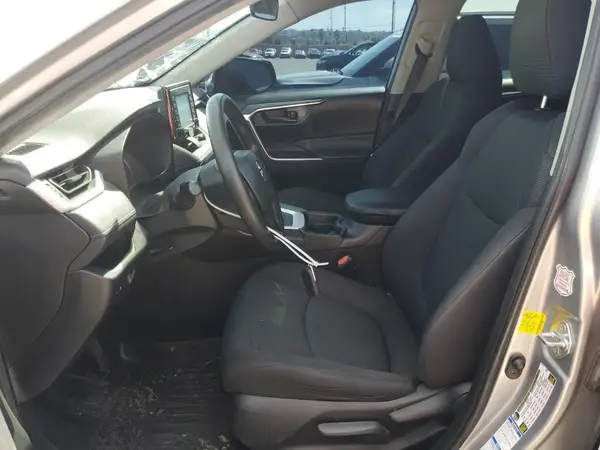 2020 TOYOTA RAV 4 auction photo 7
