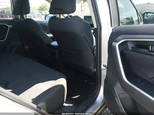 2T3F1RFVXMC247740 2021 TOYOTA RAV 4 - Image 8