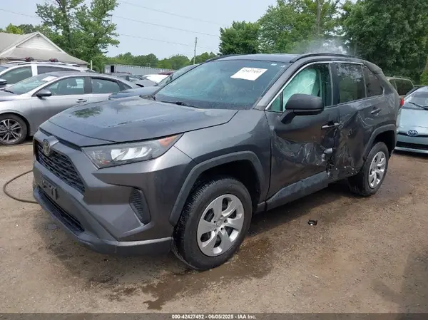 2T3F1RFVXMW202893 2021 TOYOTA RAV 4 - Image 2