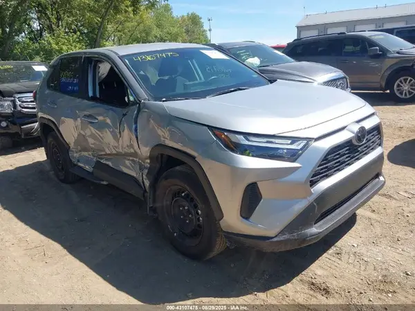 2T3F1RFVXRW489692 2024 TOYOTA RAV 4 - Image 1