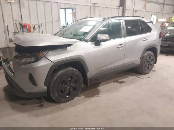 2T3G1RFV0LC139615 2020 TOYOTA RAV 4 - Image 2