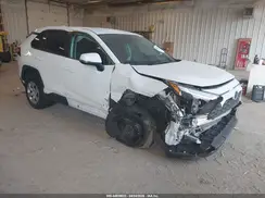 2T3G1RFV0RC415820 2024 TOYOTA RAV 4