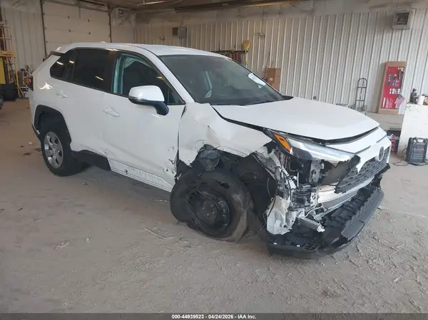 2T3G1RFV0RC415820 2024 TOYOTA RAV 4 - Image 1