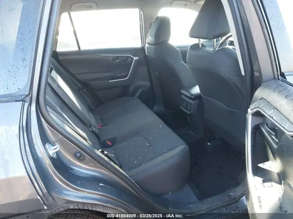 2T3G1RFV0RW485221 2024 TOYOTA RAV 4 - Image 8