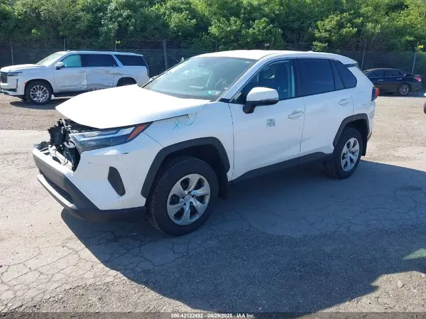 2T3G1RFV1PW343585 2023 TOYOTA RAV 4 - Image 2