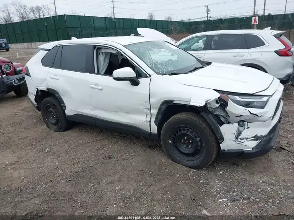 2T3G1RFV1RW425416 2024 TOYOTA RAV 4 - Image 1