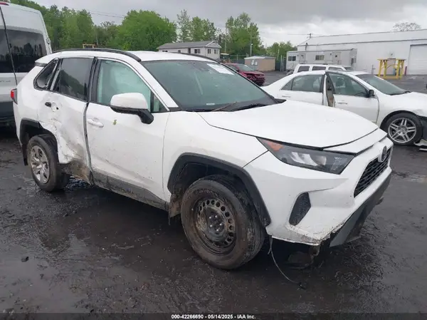 2T3G1RFV2KC017563 2019 TOYOTA RAV 4 - Image 1
