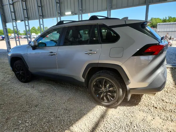 2T3G1RFV2KW075641 2019 TOYOTA RAV 4 - Image 2