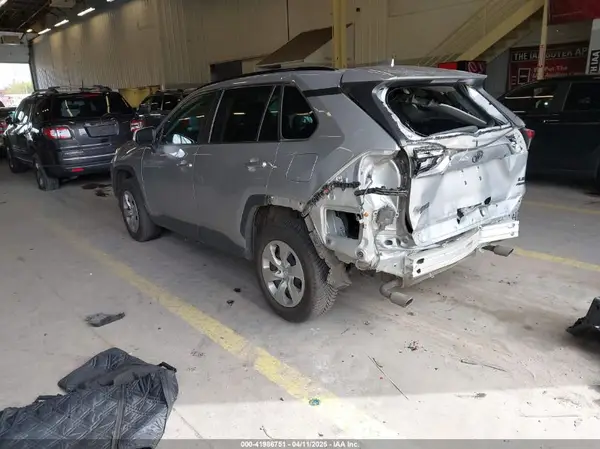 2T3G1RFV2LW091792 2020 TOYOTA RAV 4 - Image 2